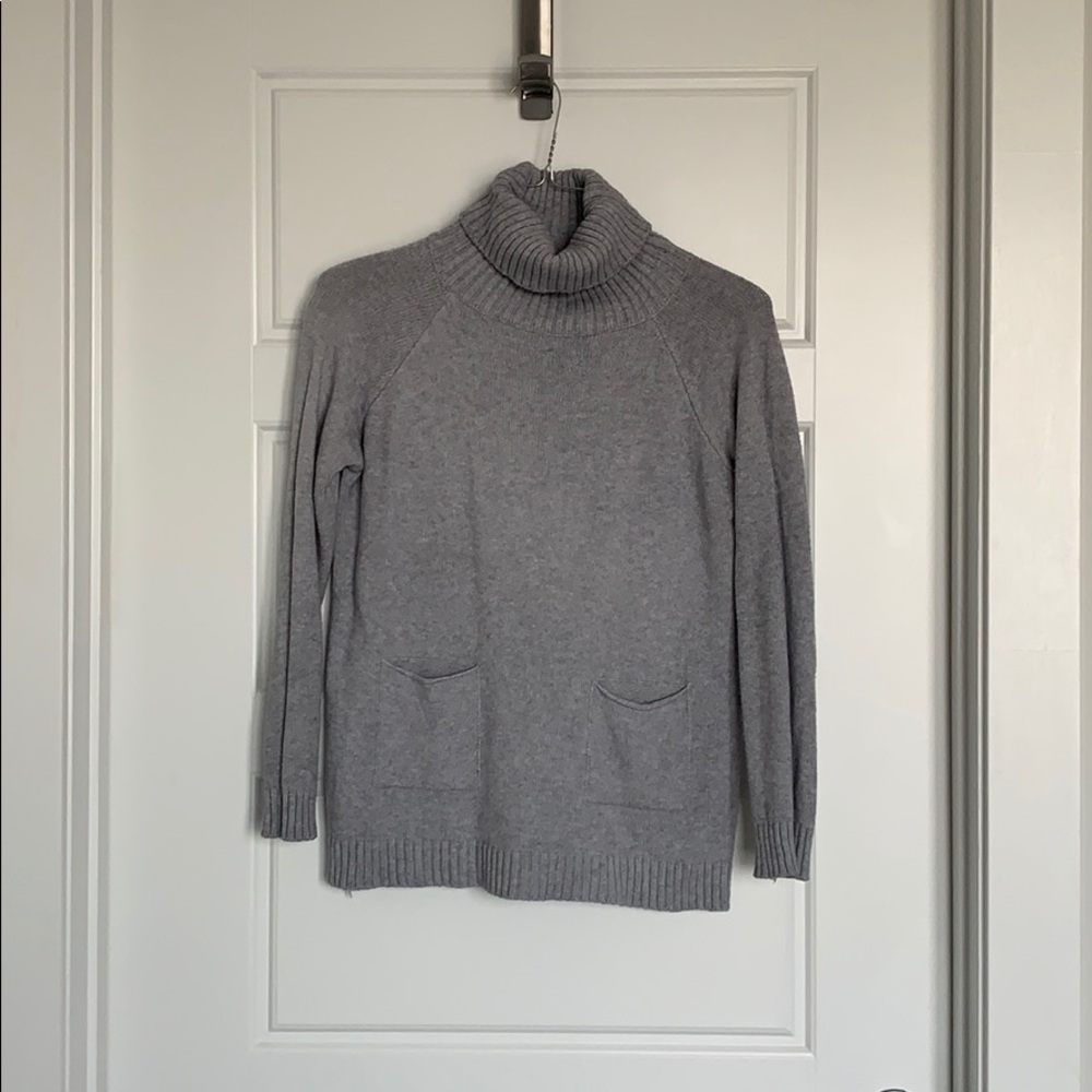 Gray turtleneck sweater